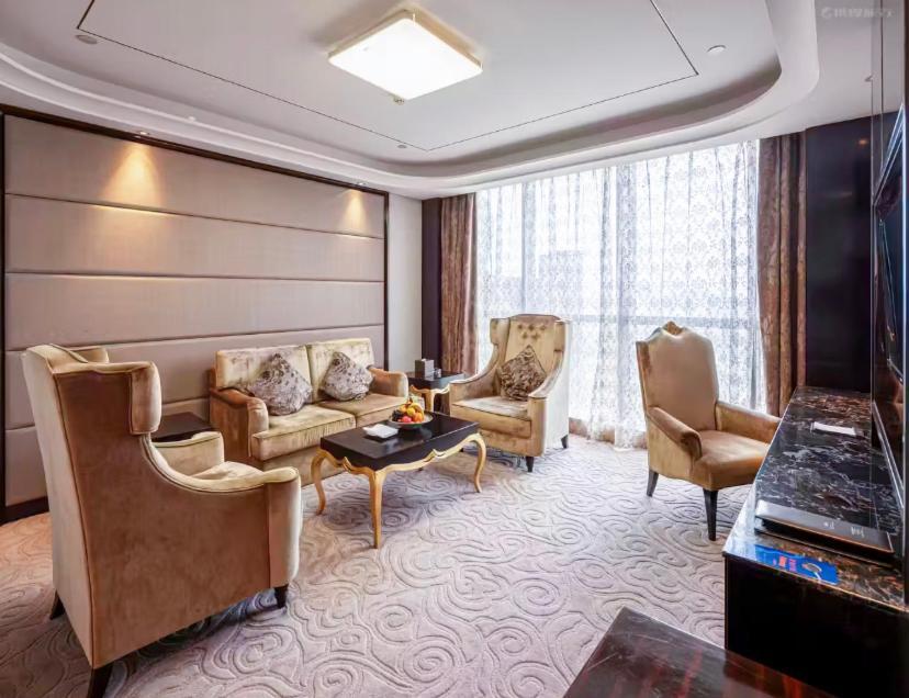 Wyndham Grand Plaza Royale Changsheng Jiangyin Hotel Exterior foto