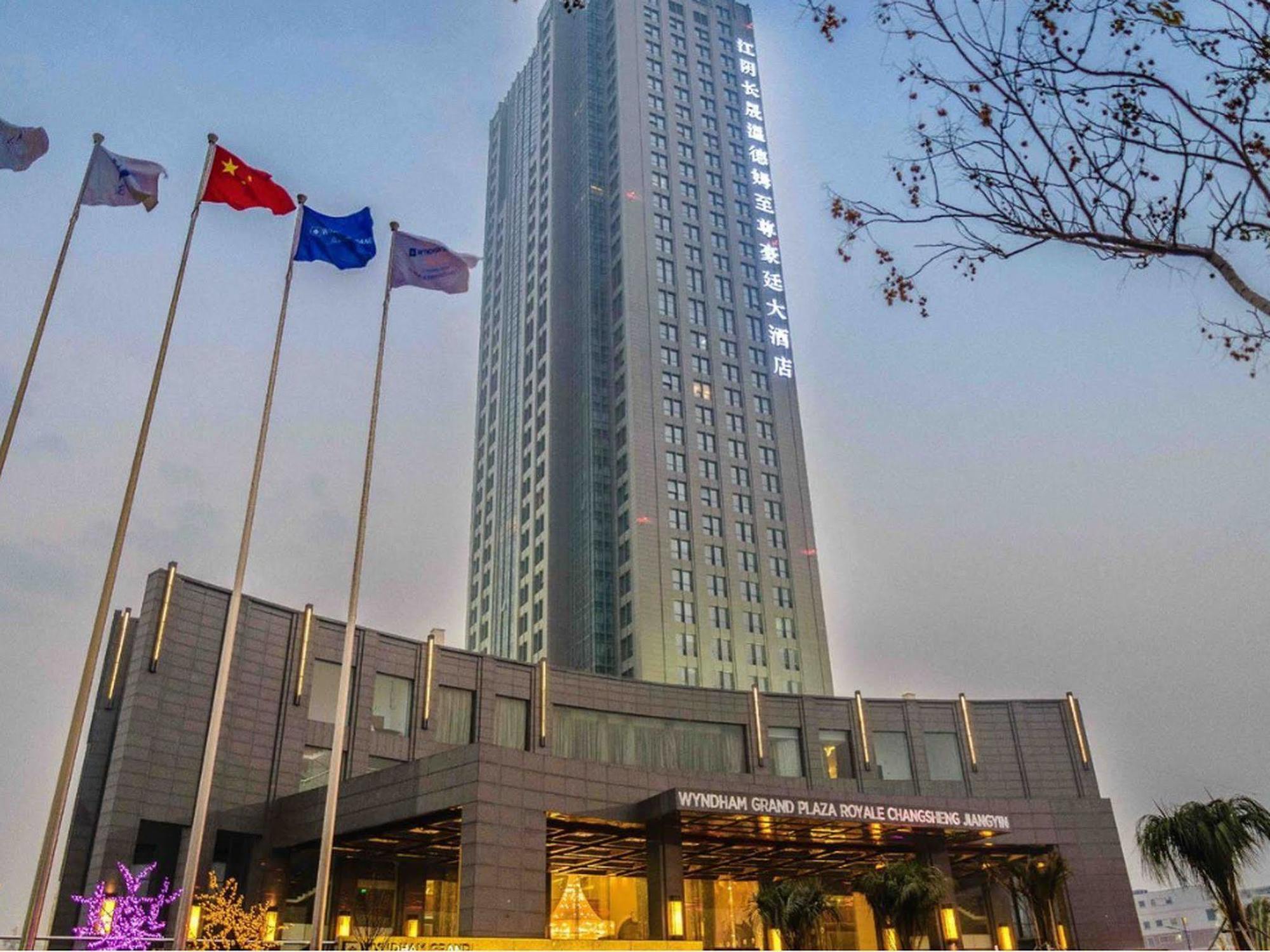 Wyndham Grand Plaza Royale Changsheng Jiangyin Hotel Exterior foto