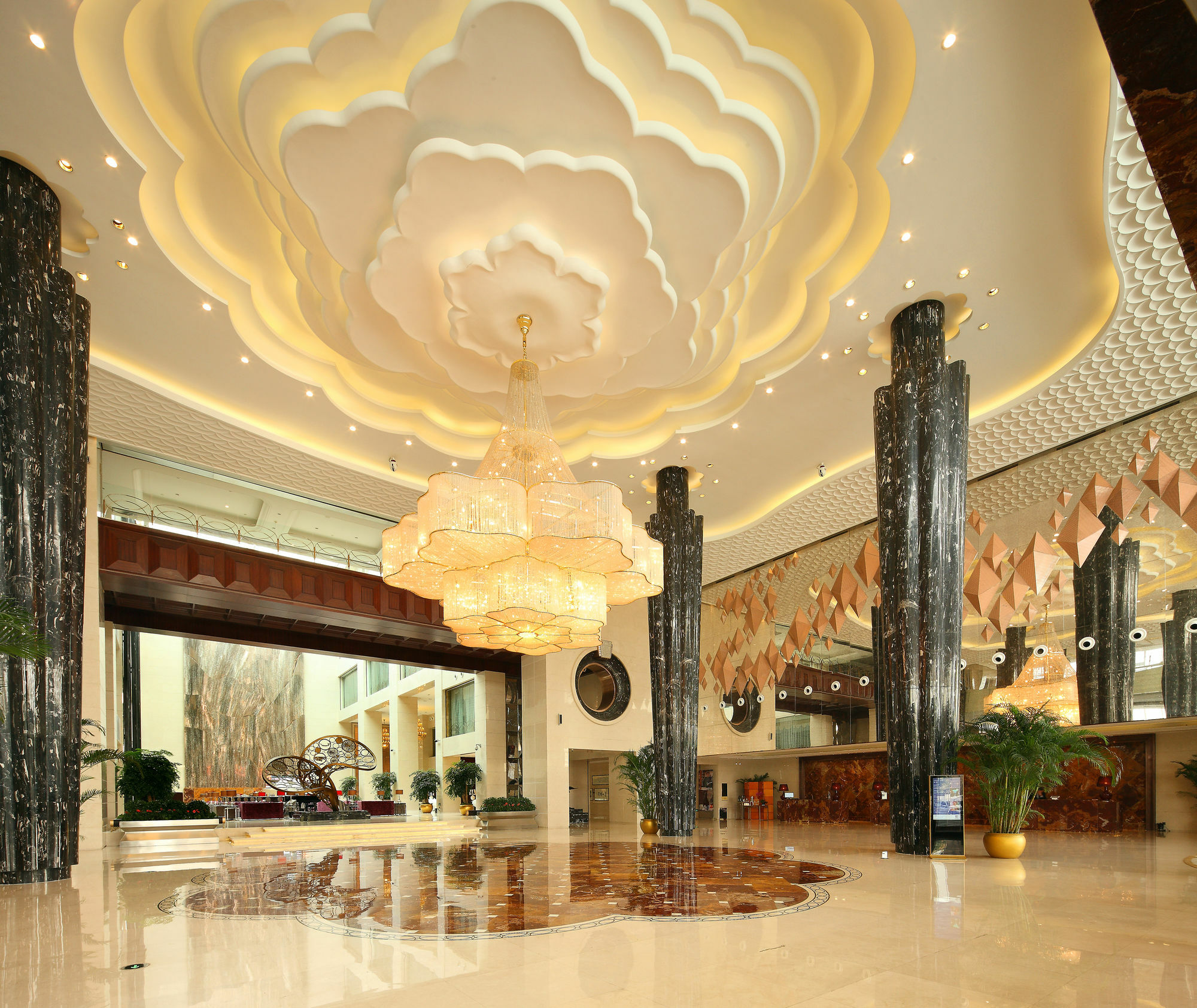 Wyndham Grand Plaza Royale Changsheng Jiangyin Hotel Exterior foto